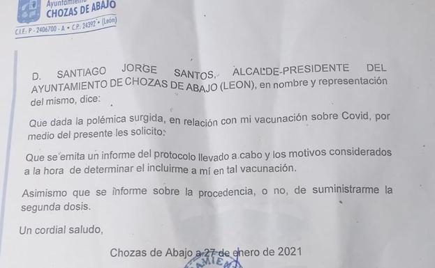 El PSOE inicia el proceso para suspender de militancia al alcalde de Chozas y exige que presente la dimisión inmediata si se favoreció en la vacunación contra la covid-19