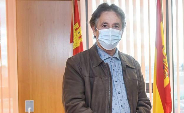 El alcalde de Chozas de Abajo sí fue vacunado y la Dirección General de Servicios investigará lo sucedido