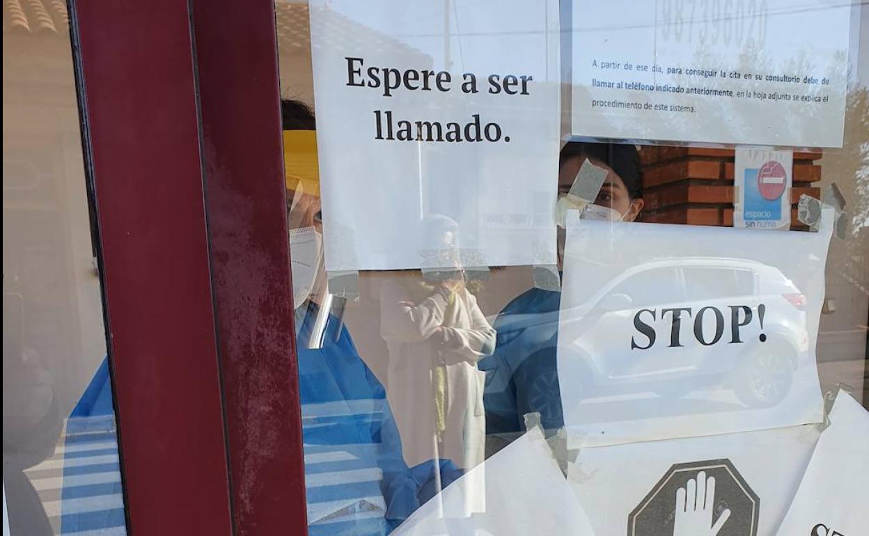 Uno de los consultorios locales de una pedanía de Villarejo de Órbigo.