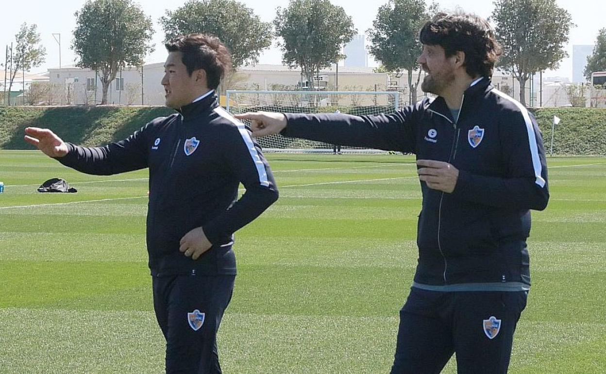 Abel Mourelo, ahora al frente del Ulsan Hyunday FC.