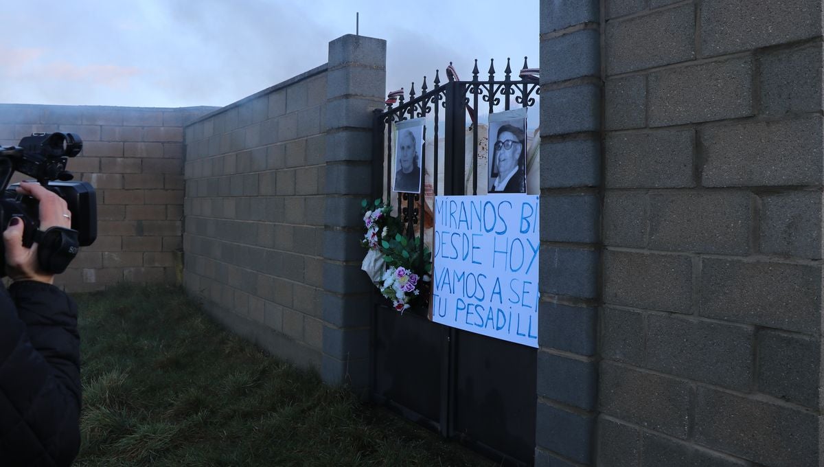 Garrafe de Torío vive un triste momento en la ejecución de una sentencia sobre un cementerio.