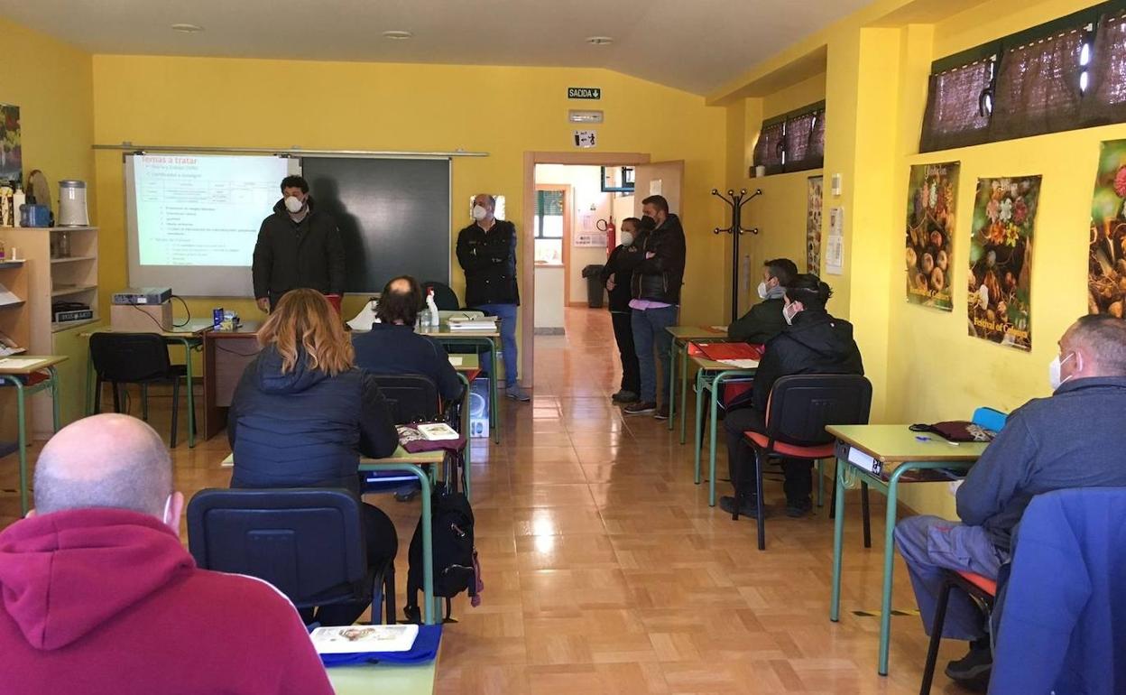 Visita del alcalde de Villaquilambre al inicio del curso.
