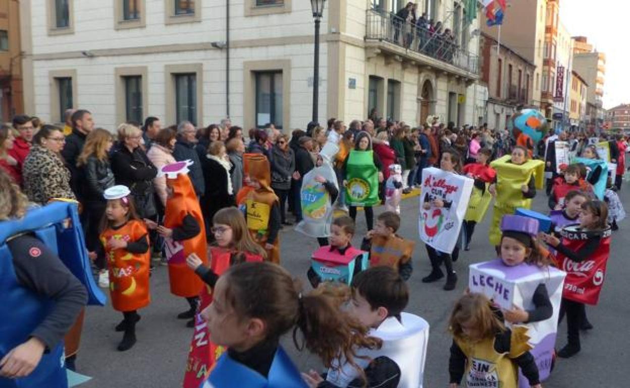 Desfile de Carnaval en La Robla el año pasado.