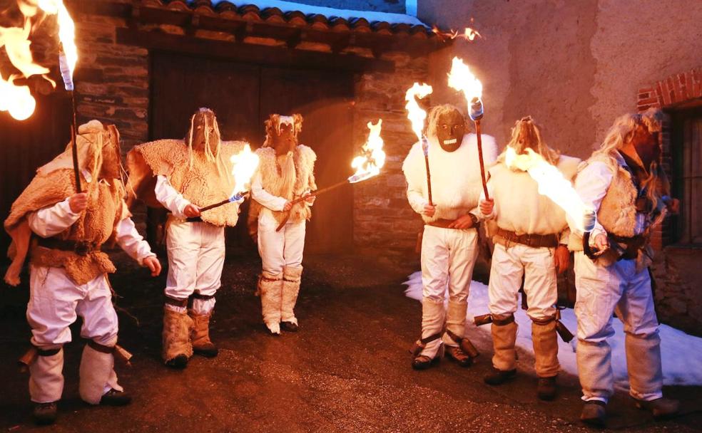 Celebración de la Zafarronada de Riello.