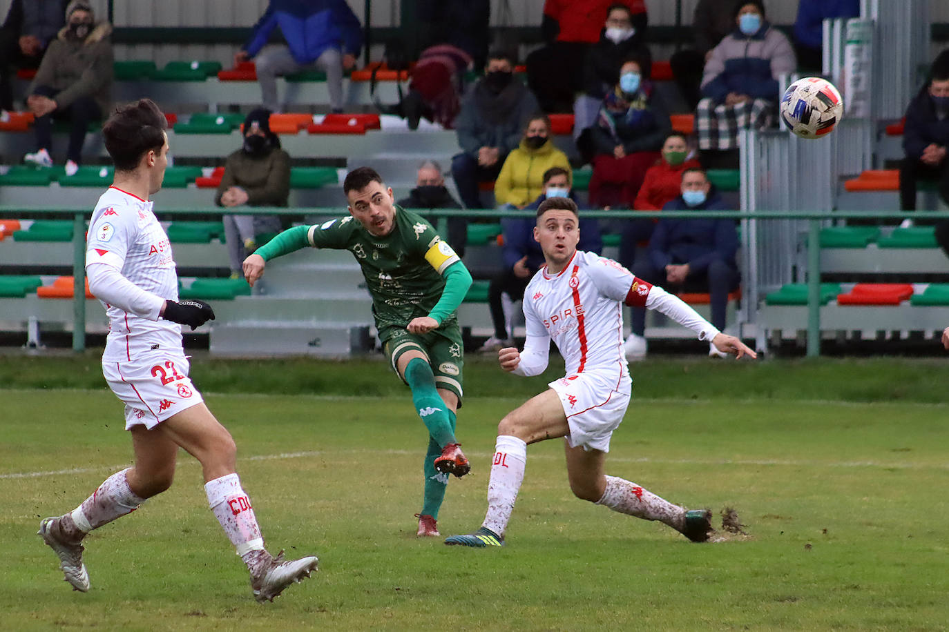 Fotos: Derbi entre Atlético Astorga y Júpiter