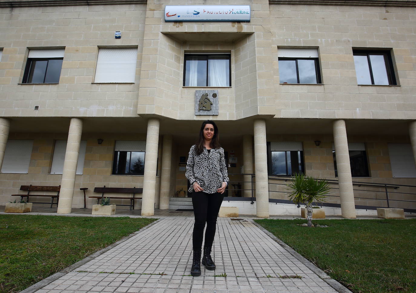 Fotos: La nueva directora de Proyecto Hombre Bierzo- León, Tania Paz