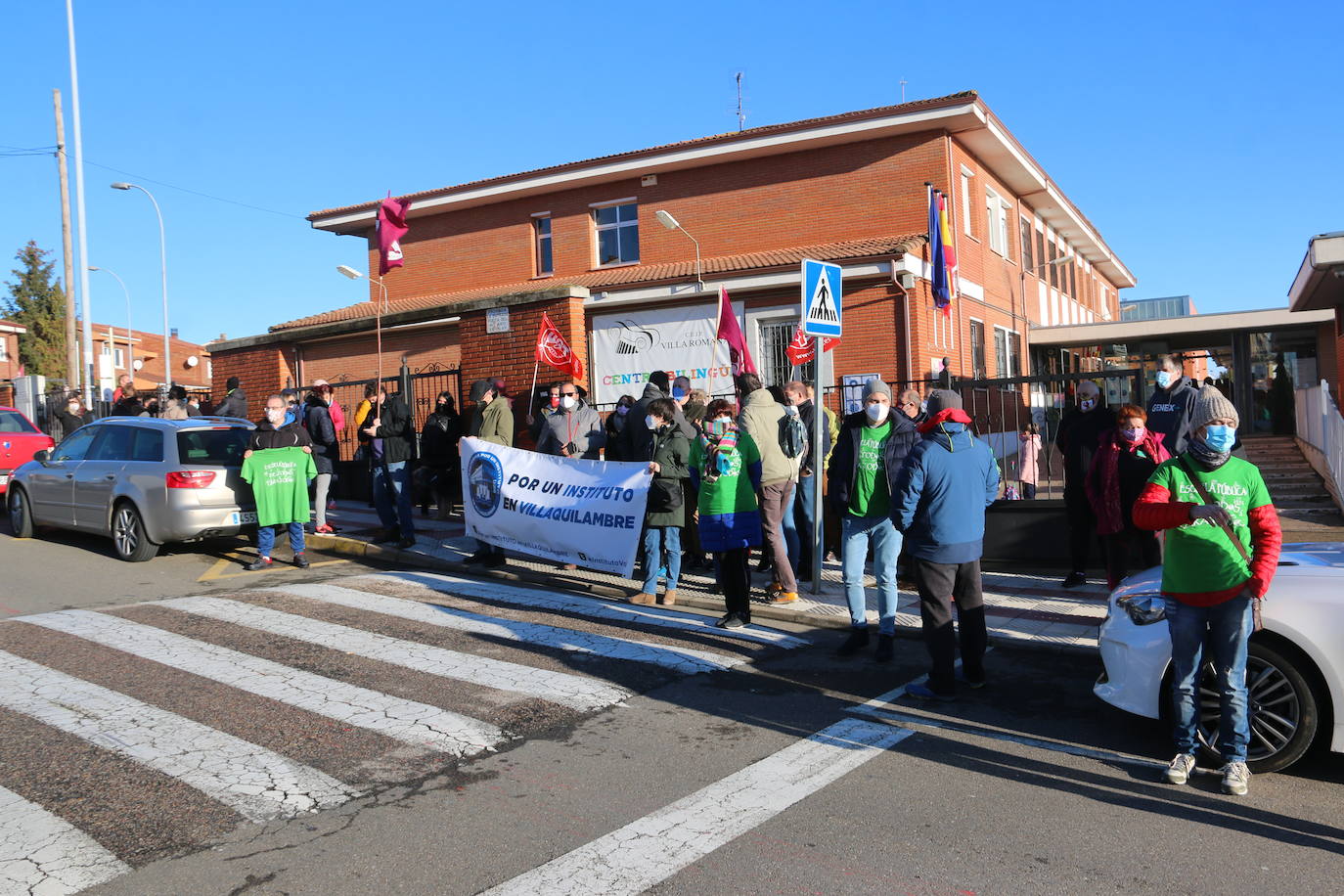 Fotos: Concentración por un Instituto en Villaquilambre