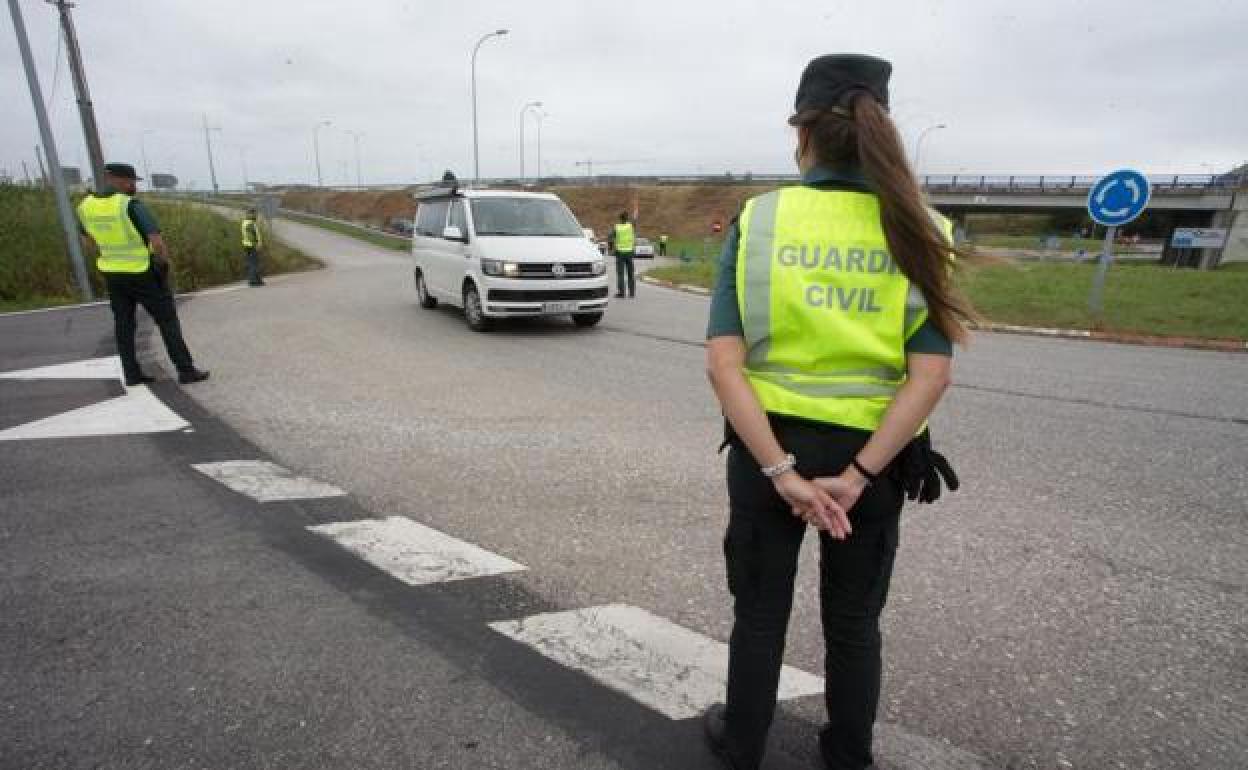 Podemos León apoya a la AUGC en sus aportaciones al nuevo texto normativo de la Guardia Civil