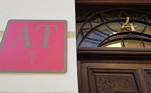 La Policía de León sanciona a 18 jóvenes, 12 de ellos menores, por una fiesta en un apartamento turístico