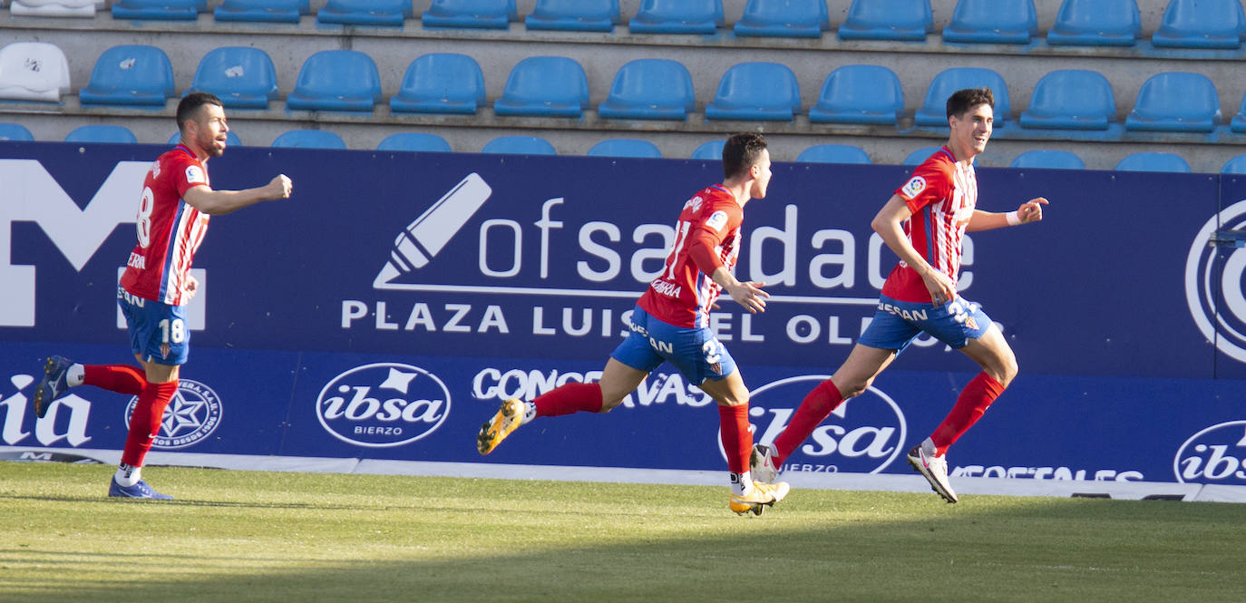 Fotos: Las imágenes del Deportiva-Sporting