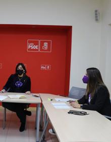 Imagen secundaria 2 - Reunión entre Ana Sánchez, Nuria Rubio y Alfonso Cendón.