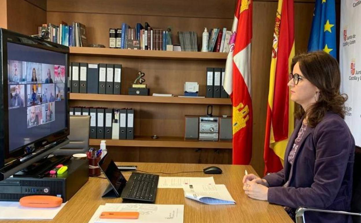 Reunión de una mesa sectorial desde la Junta de Castilla y León. 