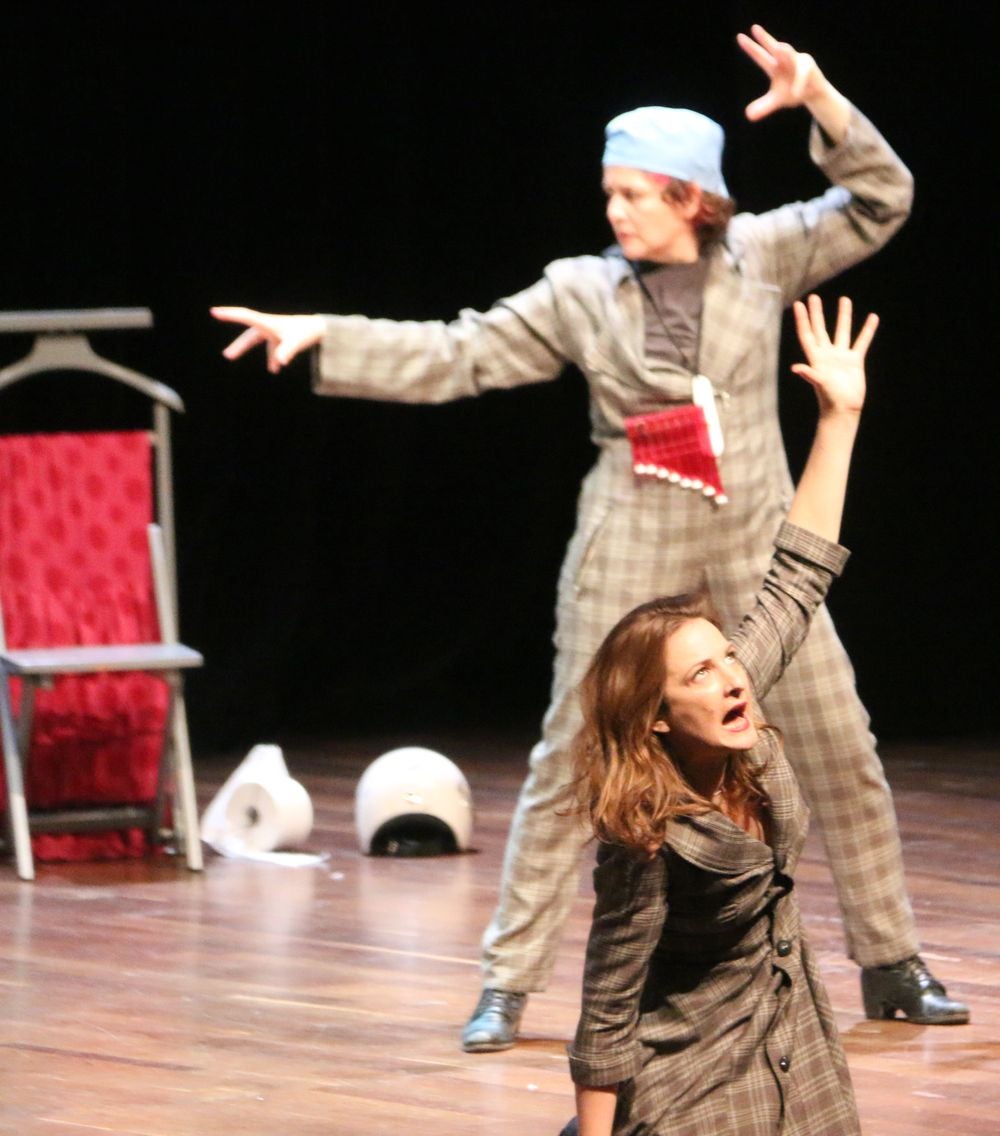 Una escena de la obra en El Auditorio Ciudad de León.