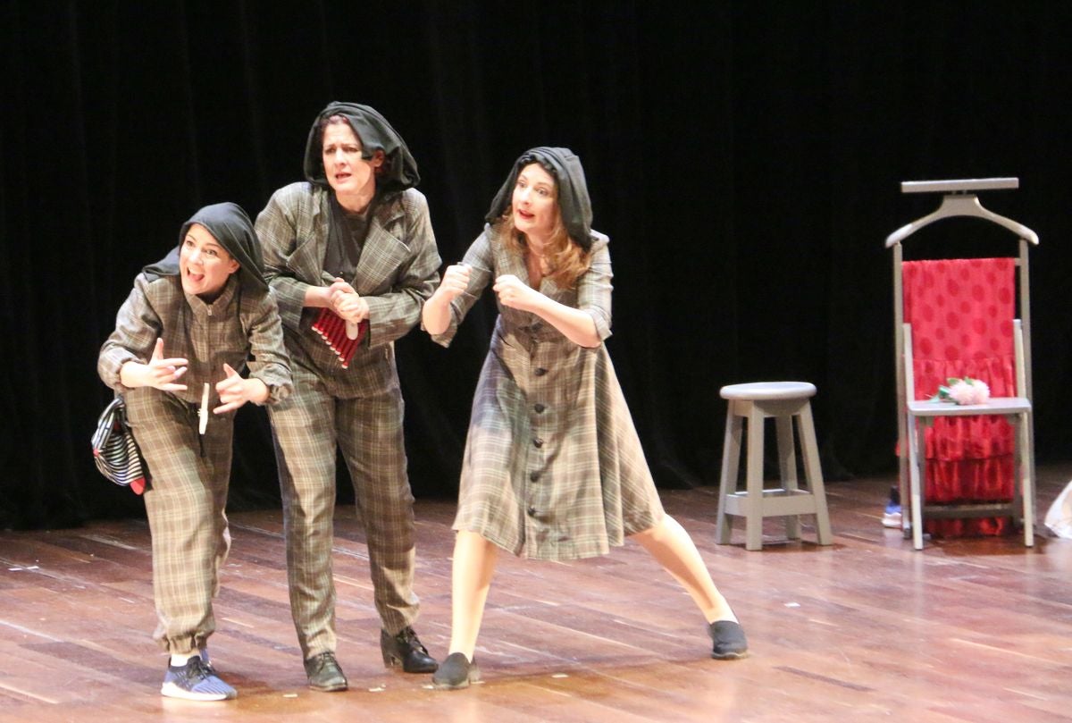 Una escena de la obra en El Auditorio Ciudad de León.