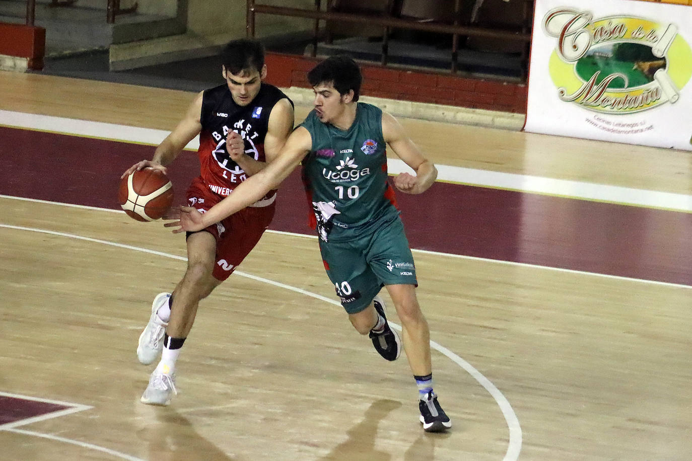 Fotos: ULE RBH-Global Basket León supera al líder