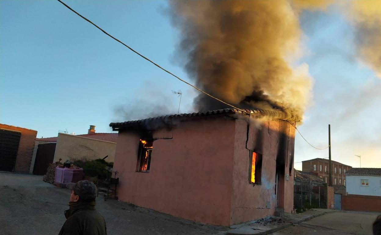 Incendio de la sede social de los jóvenes. 