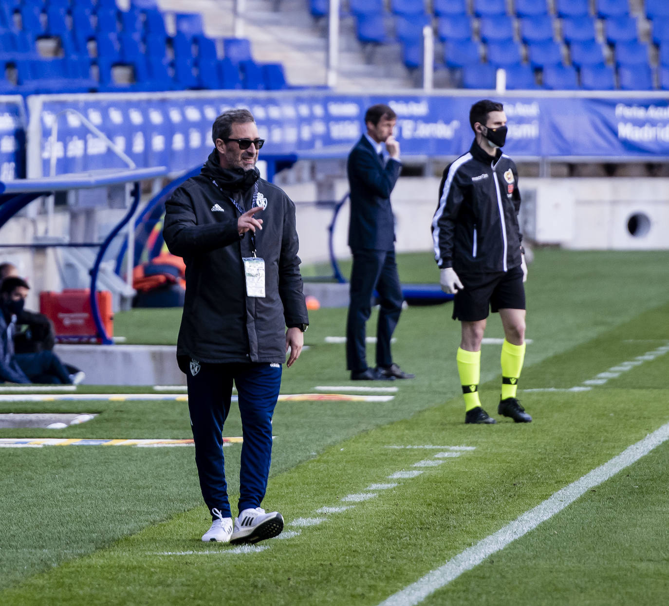 El conjunto berciano juega esta jornada en el Carlos Tartiere ante los carbayones.