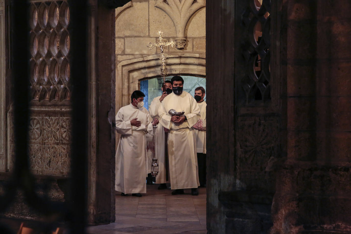 Fotos: Misa estacional del Domingo de Ramos en León