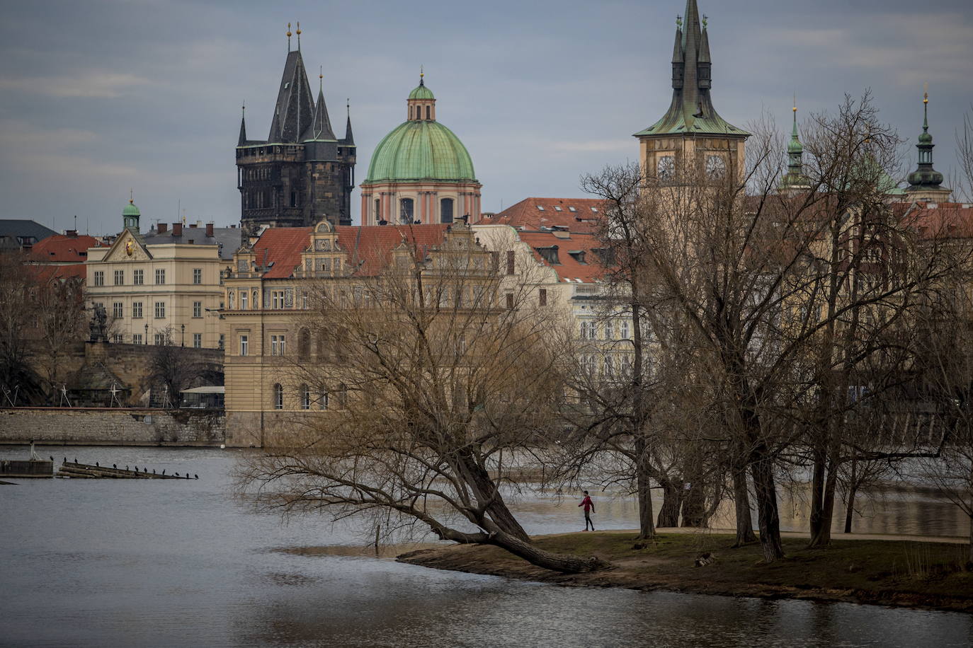 16- REPÚBLICA CHECA | En la imagen, Praga