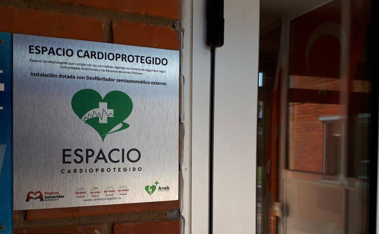 Los centros educativos ahora están cardioprotegidos. 