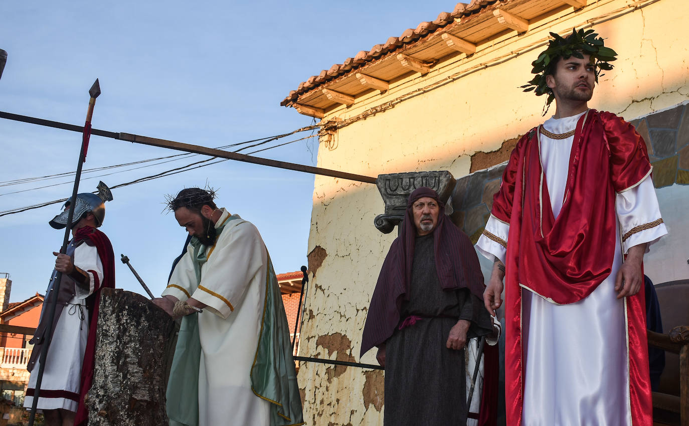 Fotos: Vía Crucis de Jiménez de Jamuz