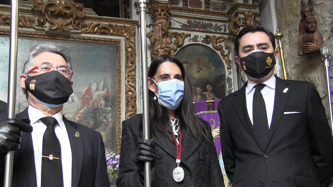 Fotos: Ofrenda floral al Cristo de San Martín