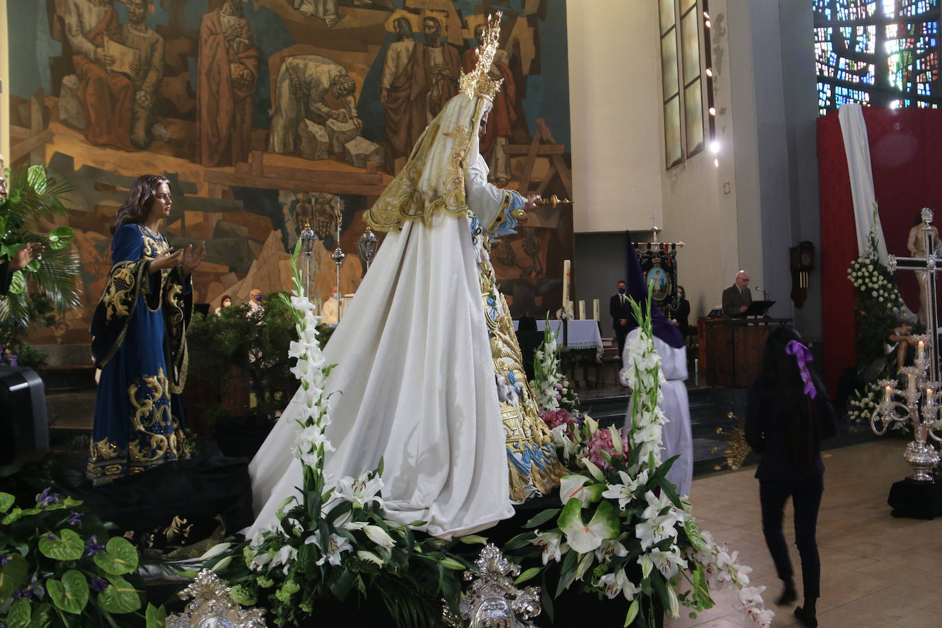 Fotos: «Capillos arriba hermano, Cristo ha resucitado»