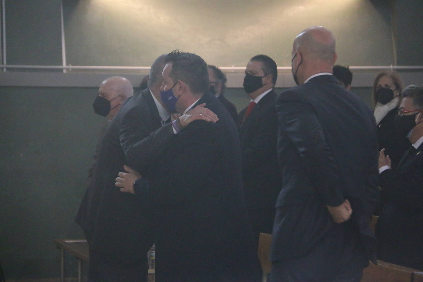 Fotos: «Capillos arriba hermano, Cristo ha resucitado»