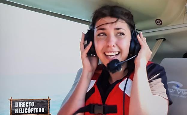 La leonesa Lola, instantes antes del salto.