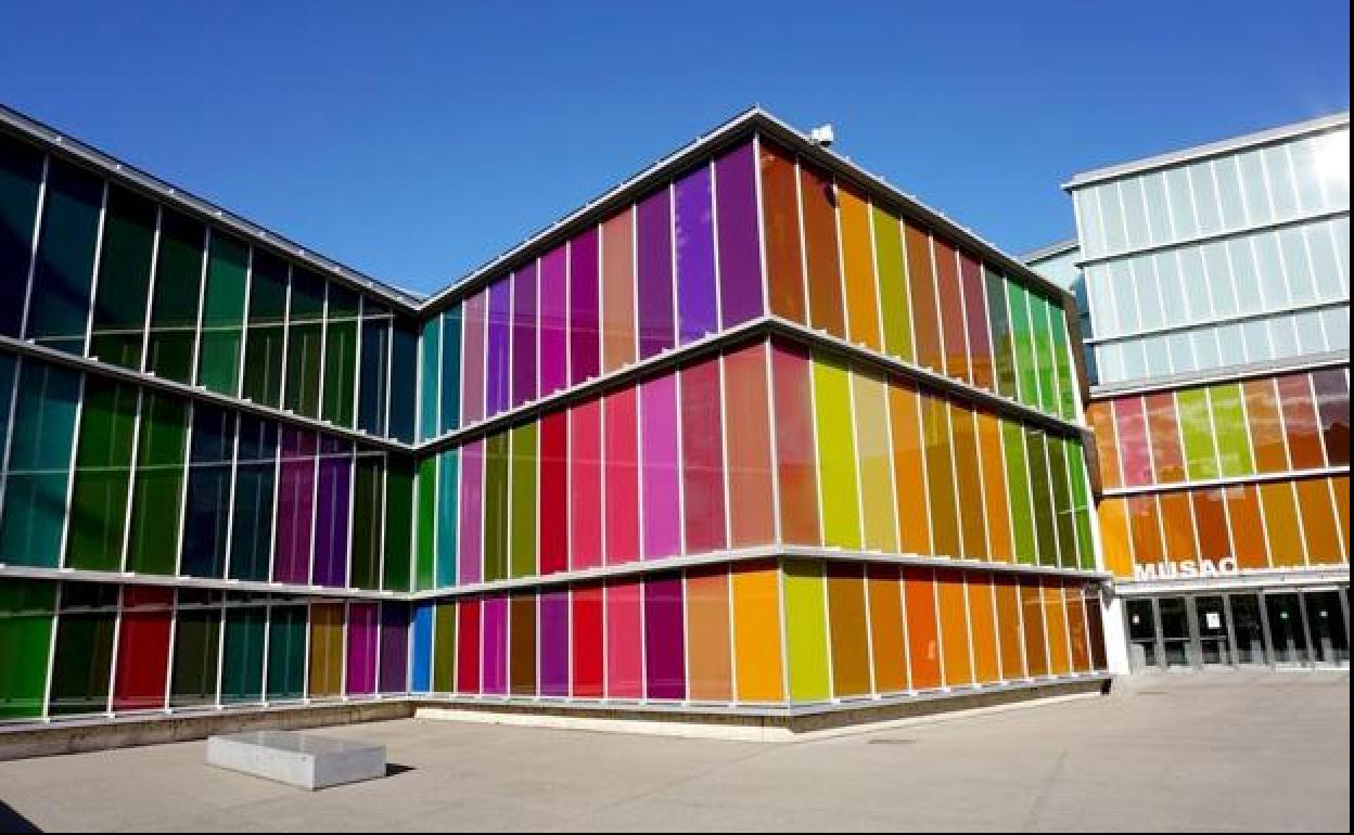 Fachada del Musac.