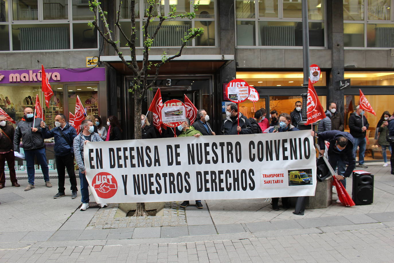 Manifestación de UGT frente a Gerencia de Sacyl.