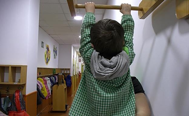 Imagen principal - Imágenes del centro infantil 'Alto Sol' en Navatejera.