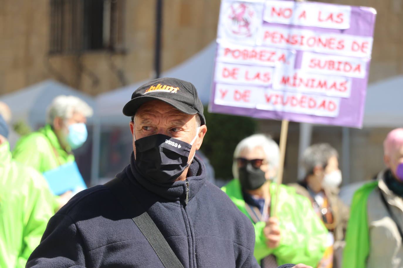 Fotos: En León, «las pensiones se defienden»