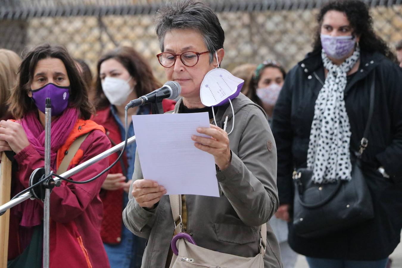 Concentración de 'Los Lunes sin Sol' en repulsa del último crimen machista.