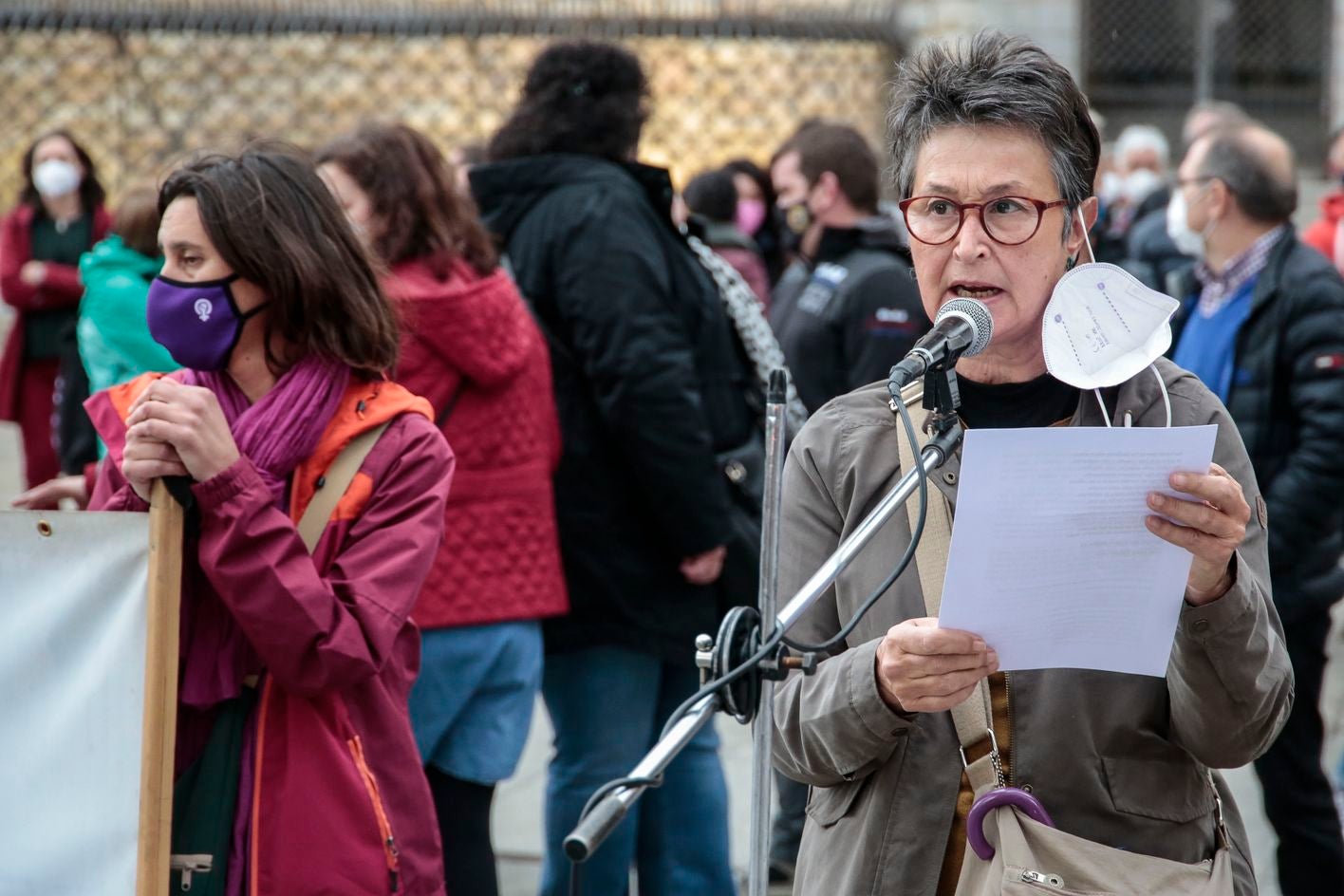 Concentración de 'Los Lunes sin Sol' en repulsa del último crimen machista.