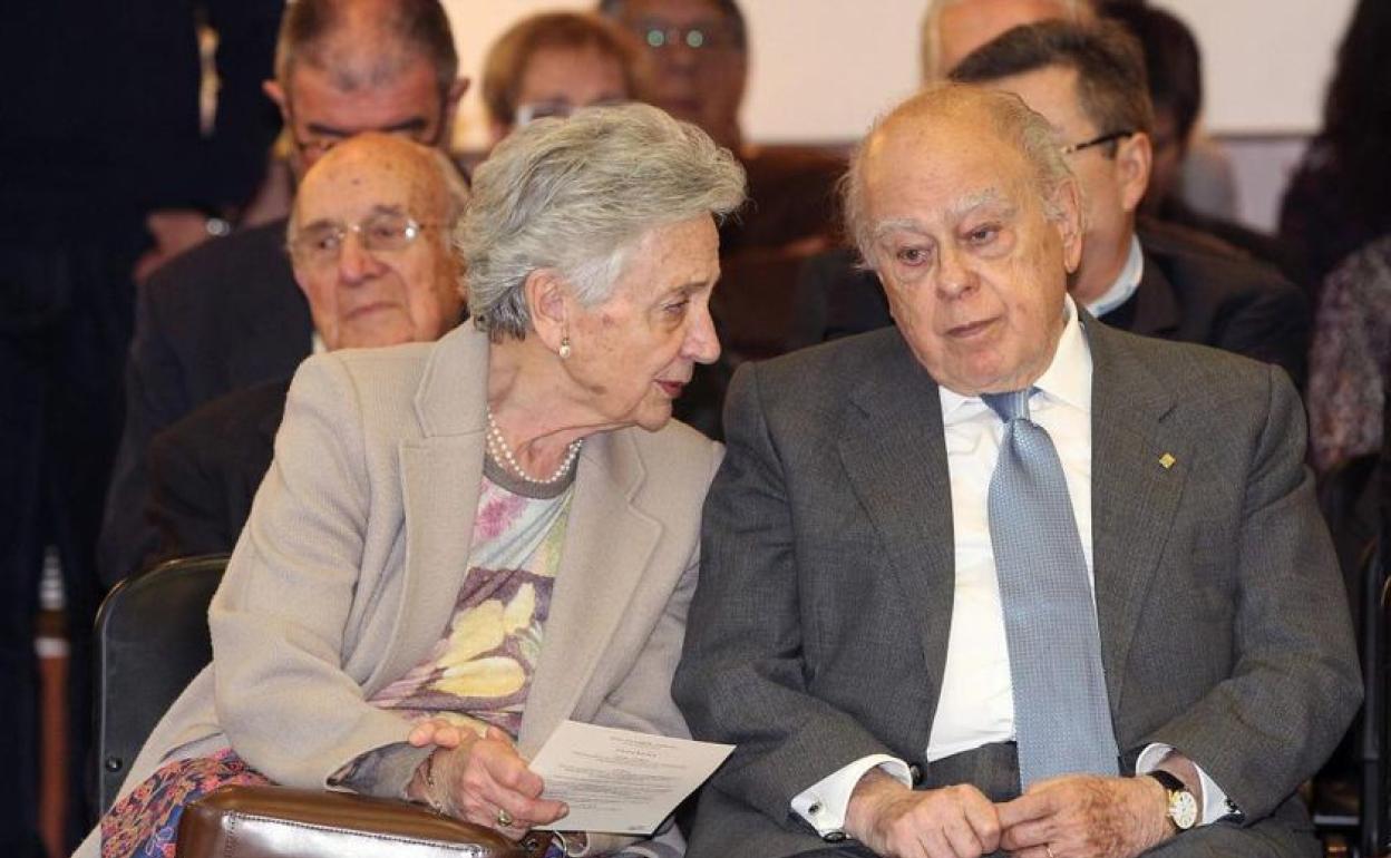 Jordi Pujol y su mujer, Marta Ferrusola. 