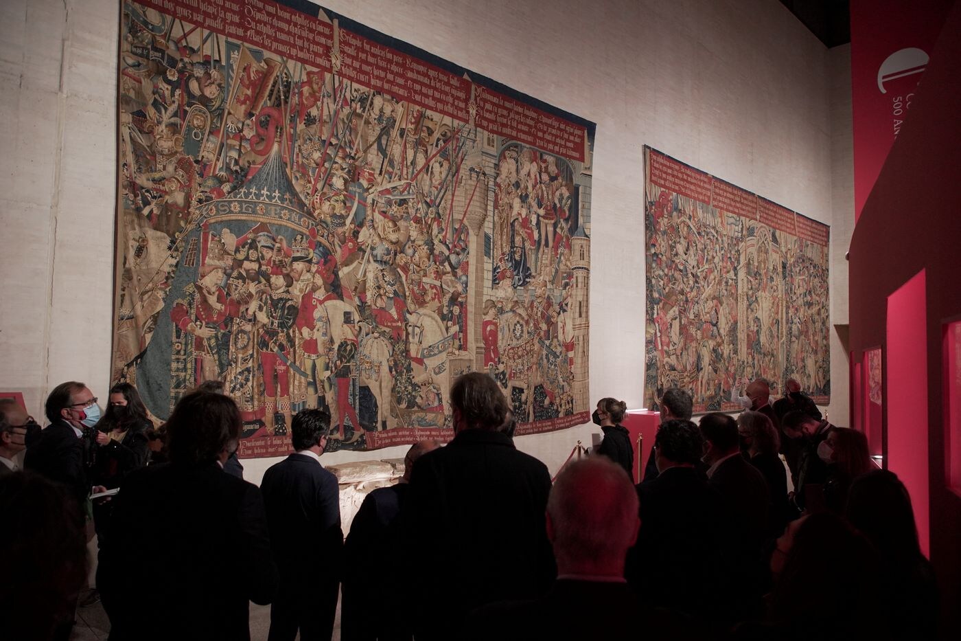 El presidente de las Cortes y de la Fundación de Castilla y León, Luis Fuentes, participa en el pase previo a la inauguración de la exposición 'Comuneros. 500 años', con motivo del V centenario del movimiento comunero. Posteriormente, Luis Fuentes y el comisario de la exposición, Eliseo de Pablos, realizan un recorrido por la muestra, abierto a los medios de comunicación.