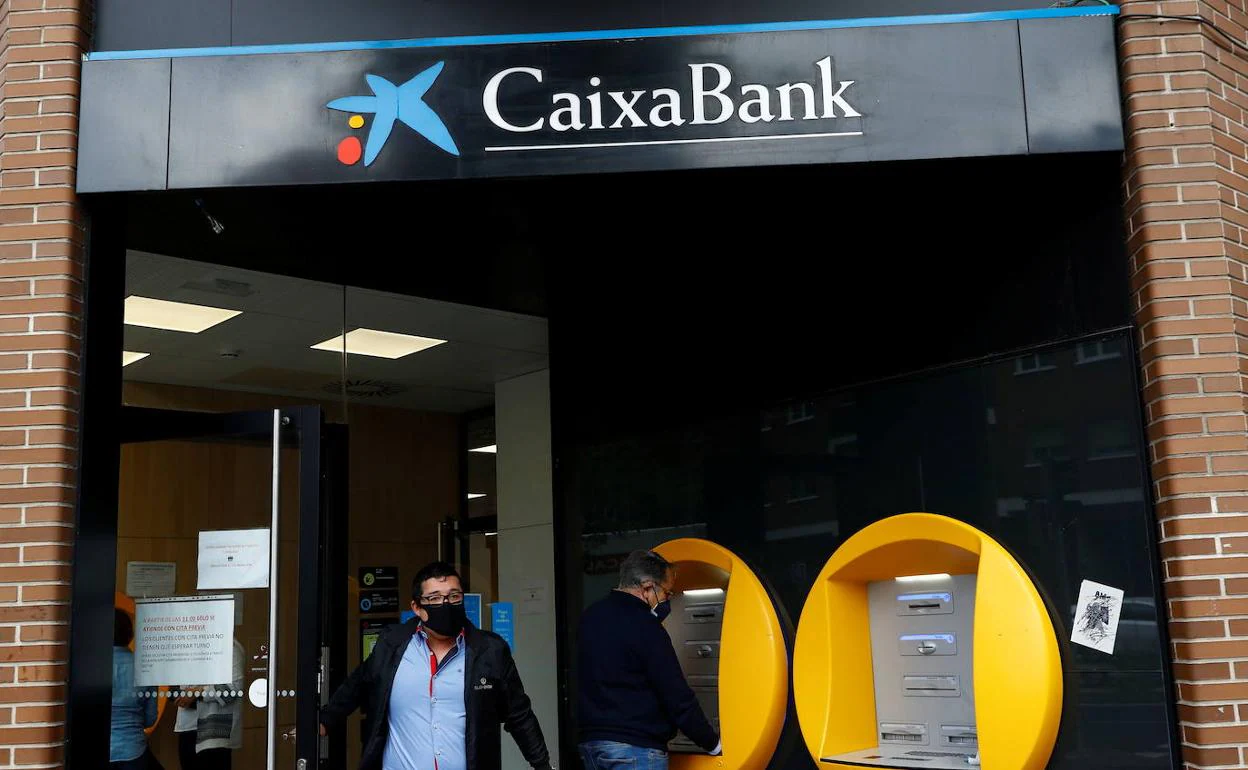 Últimas noticias de Caixabank  Los últimos despedidos en el ERE