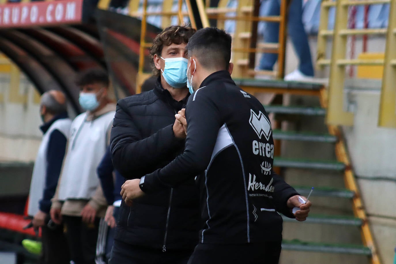 Leoneses y charros se enfrentaron en el Reino de León en una nueva jornada de Segunda División B.