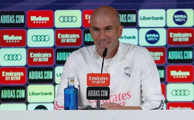 Zinedine Zidane, en rueda de prensa. 