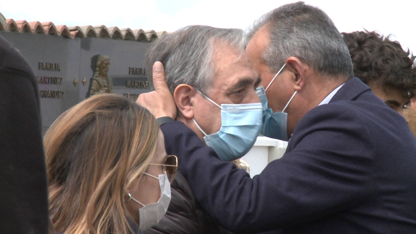 Roberto Fraile ya descansa en Valdespino Cerón. 