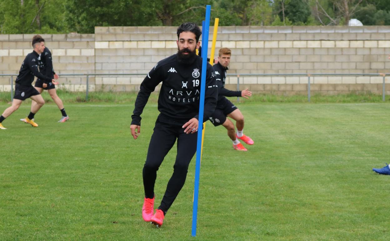 Bravo es una de las opciones que baraja Ramón para su primer once.