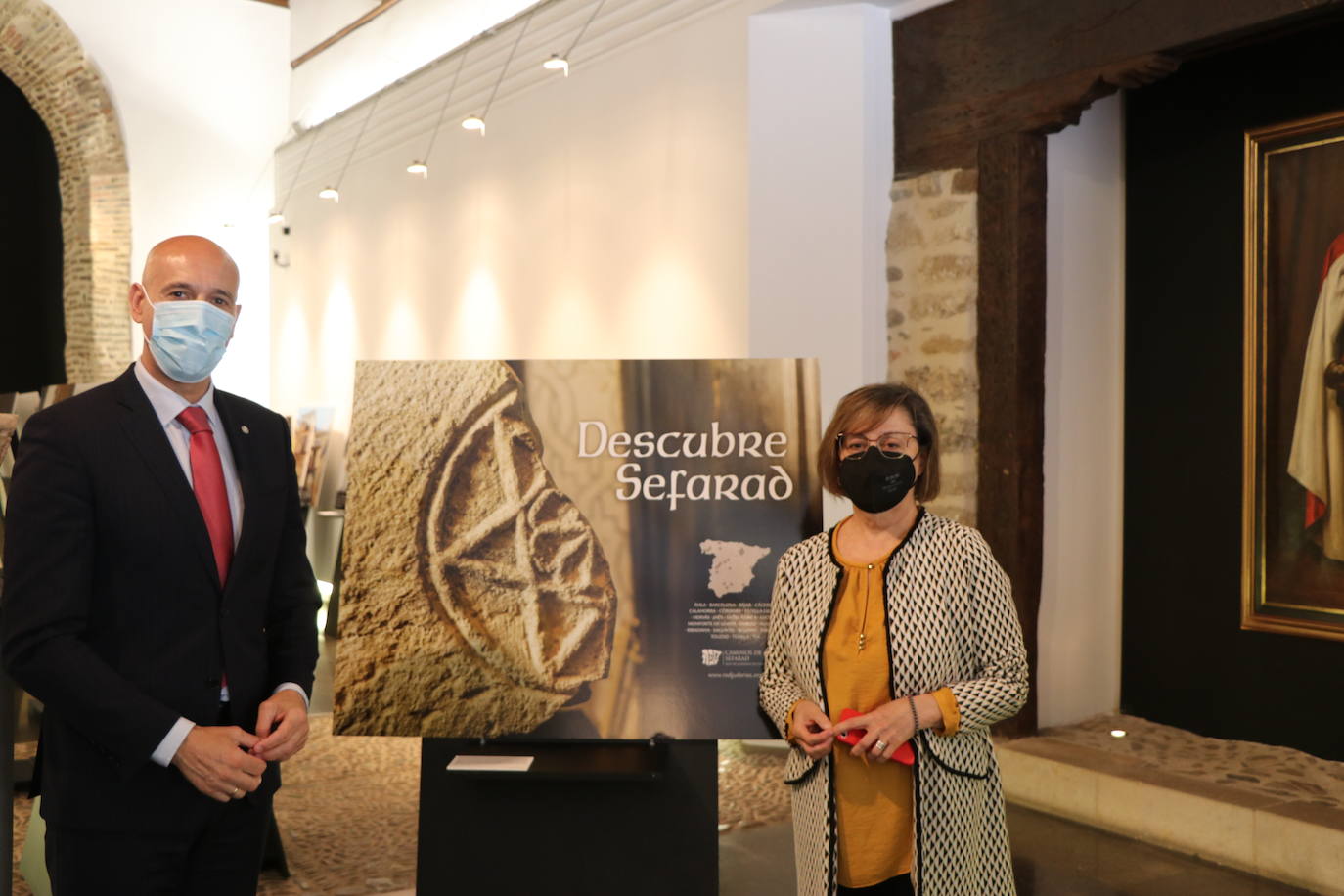 Exposición 'Descubre Sefarad' en el Palacio del Conde Luna.