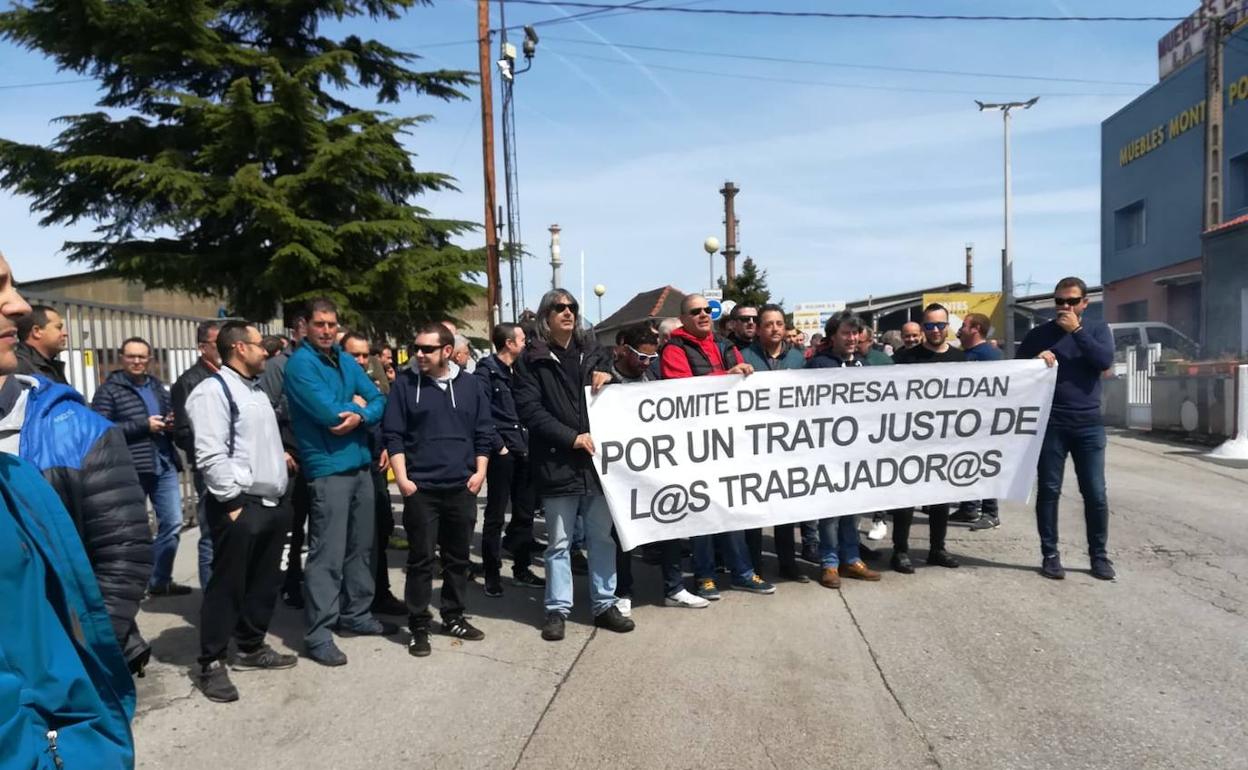 Protesta de los trabajadores de Roldán.