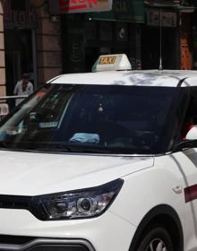 Imagen secundaria 2 - Tres taxis en León capital.