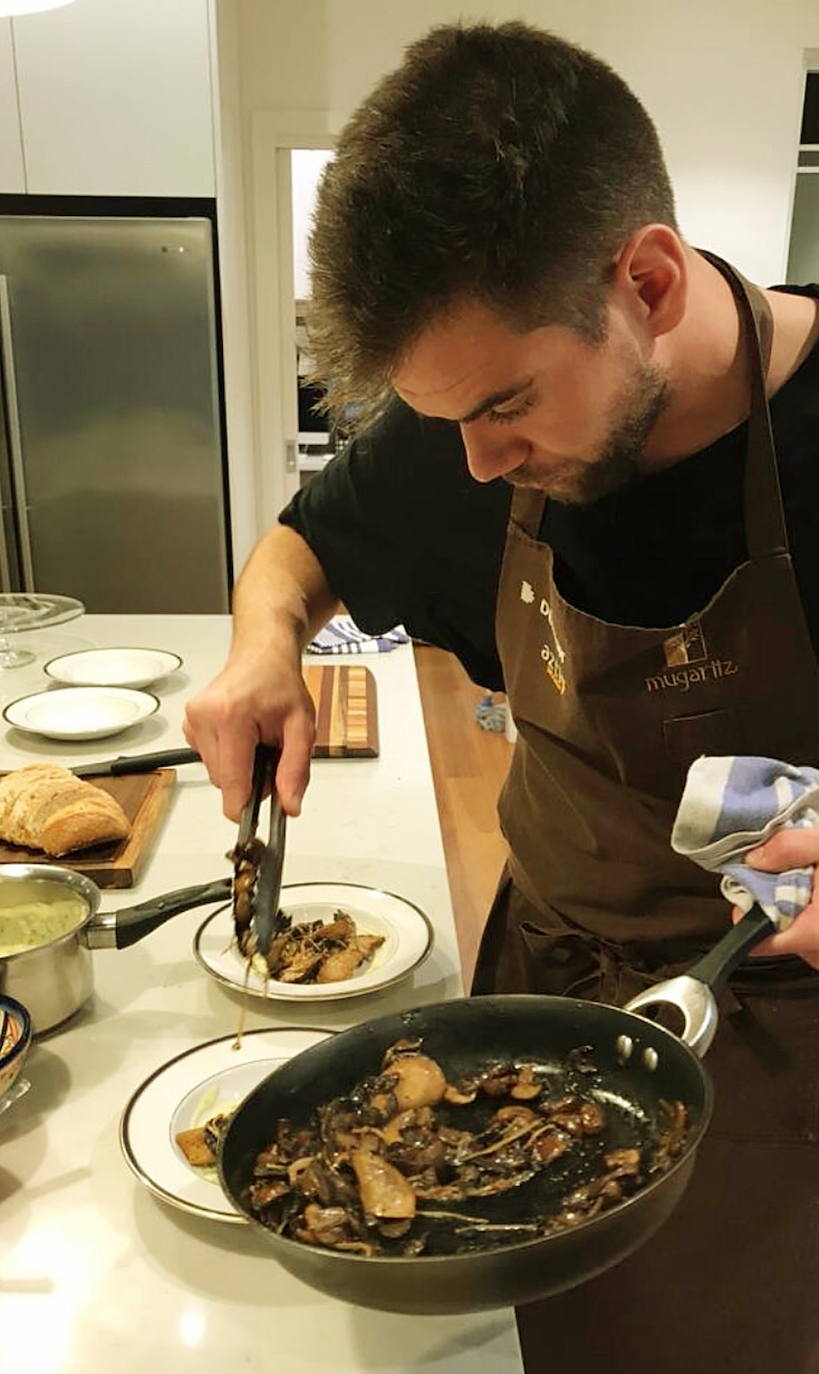 El cocinero berciano Marco Valcárcel participa en la iniciativa 'Eat Spanish', que se desarrolla de la mano de la Embajada de España en Asutralia.