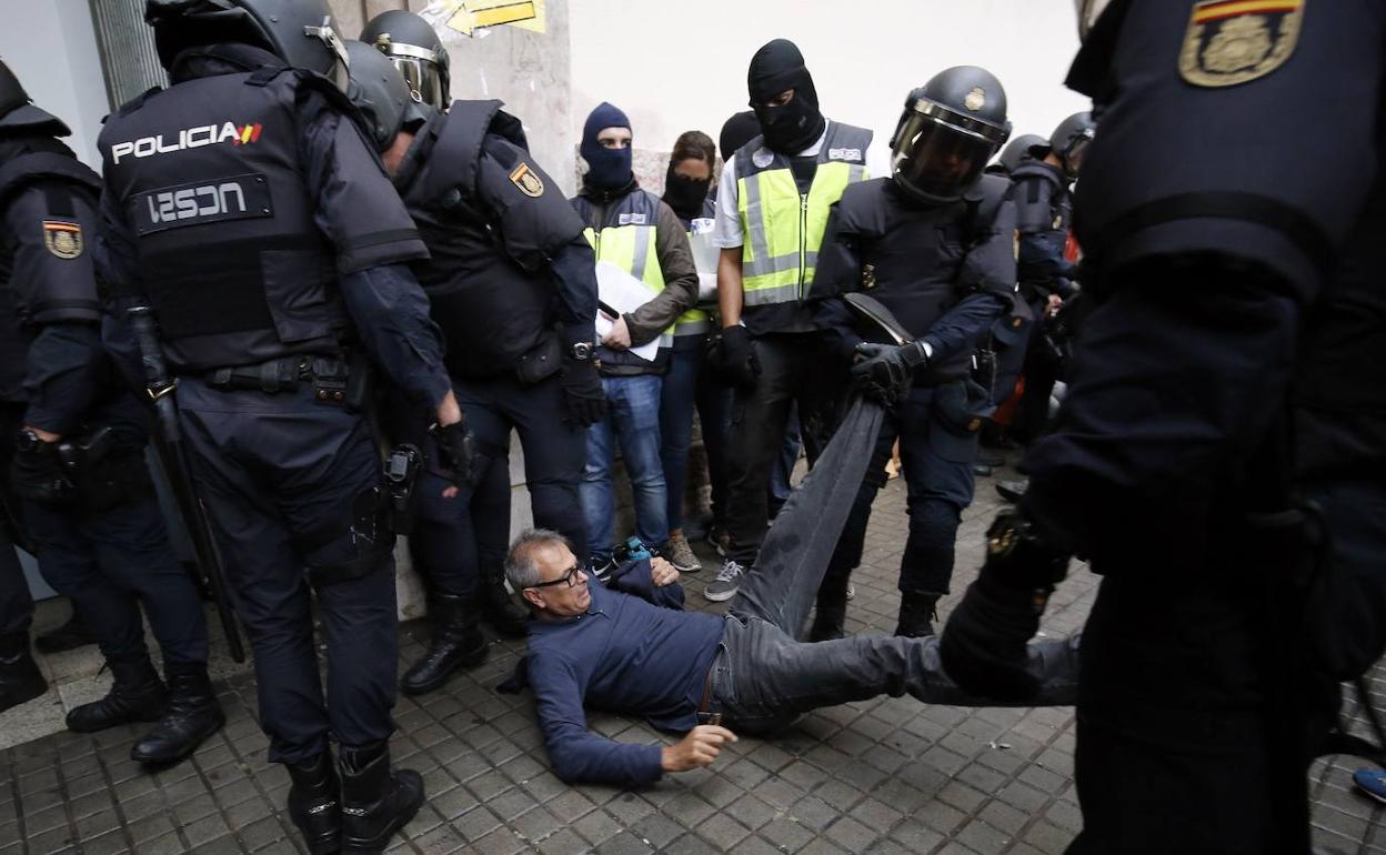 Imagen de archivo de los disturbios durante el 1-0, en Barcelona.