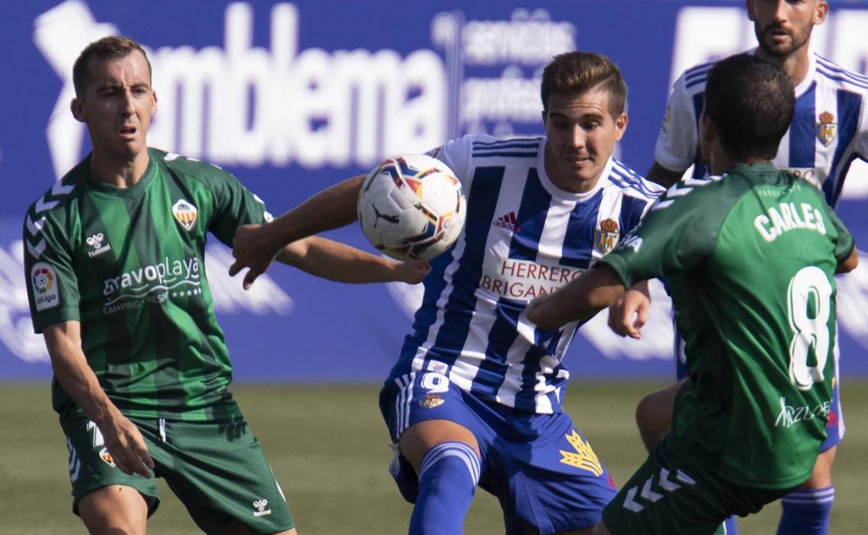 Un lance del Deportiva-Castellón de la primera vuelta.