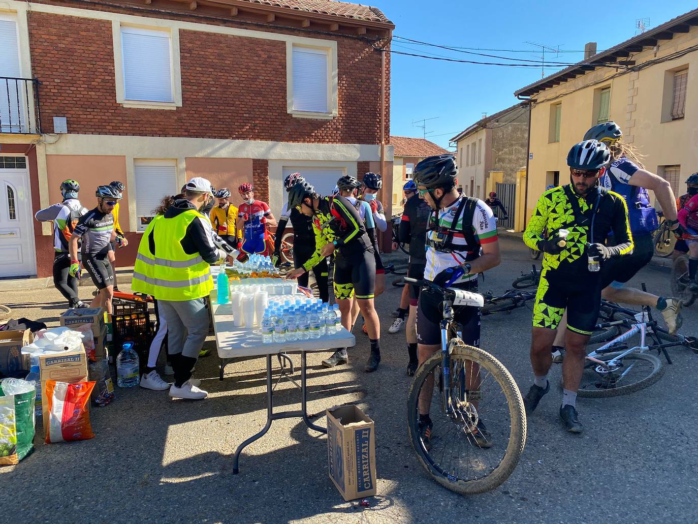 La Transonarriba ha convertido el municipio en el centro neurálgico del ciclismo de montaña en la provincia de León.