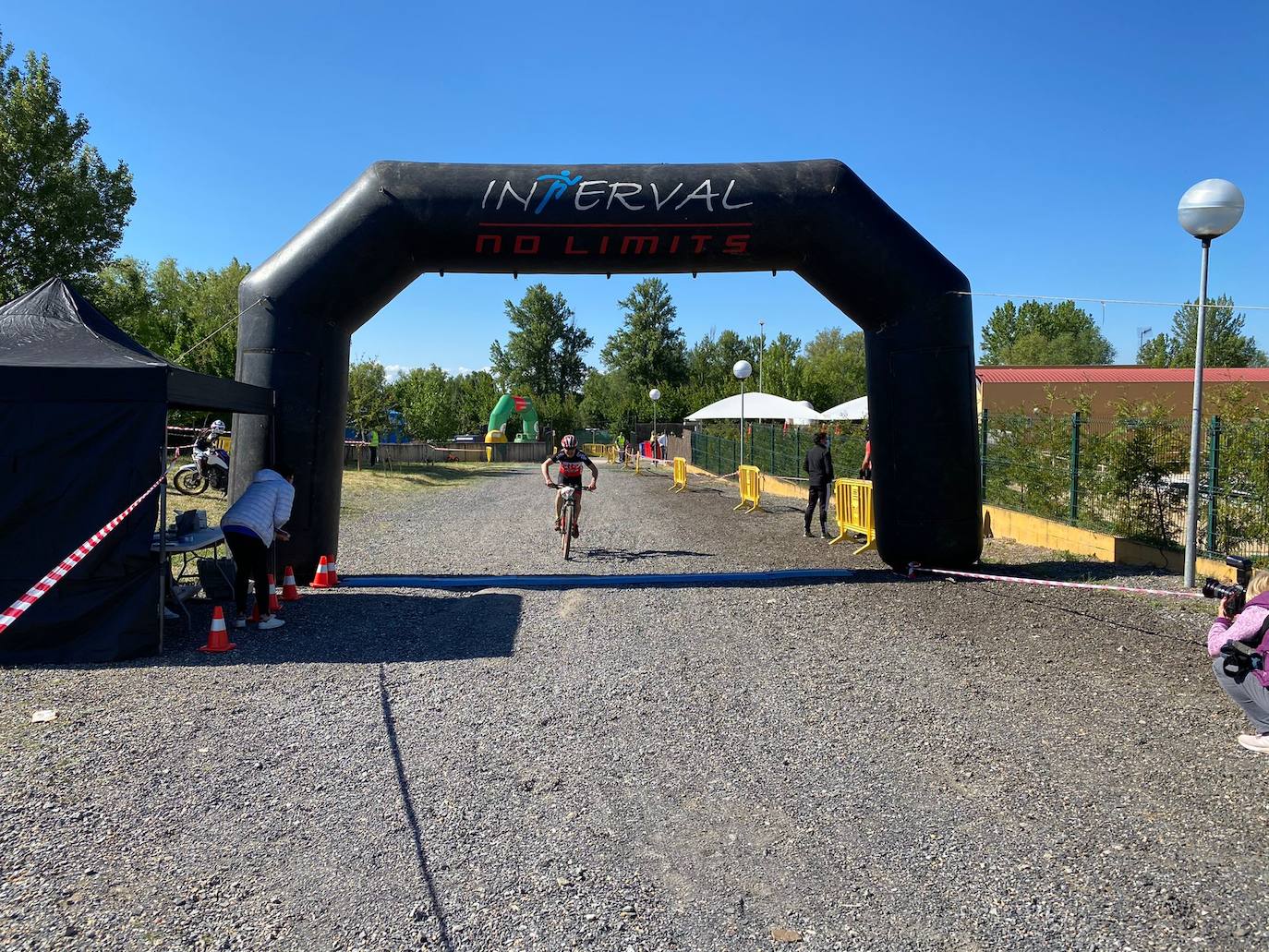 La Transonarriba ha convertido el municipio en el centro neurálgico del ciclismo de montaña en la provincia de León.